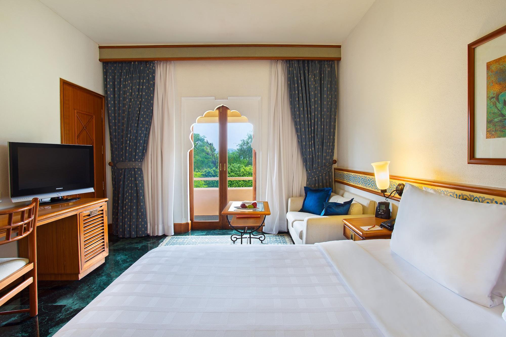 Trident Jaipur Hotel Екстериор снимка Deluxe room