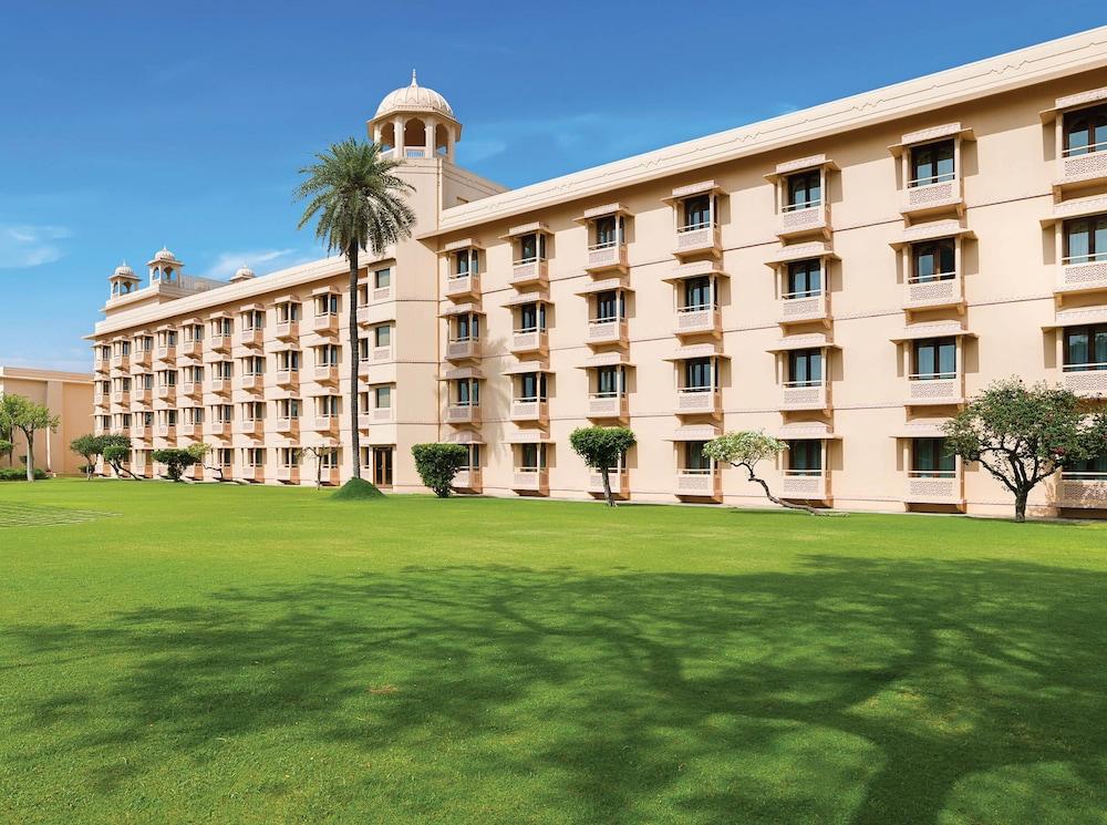 Trident Jaipur Hotel Екстериор снимка Hostel