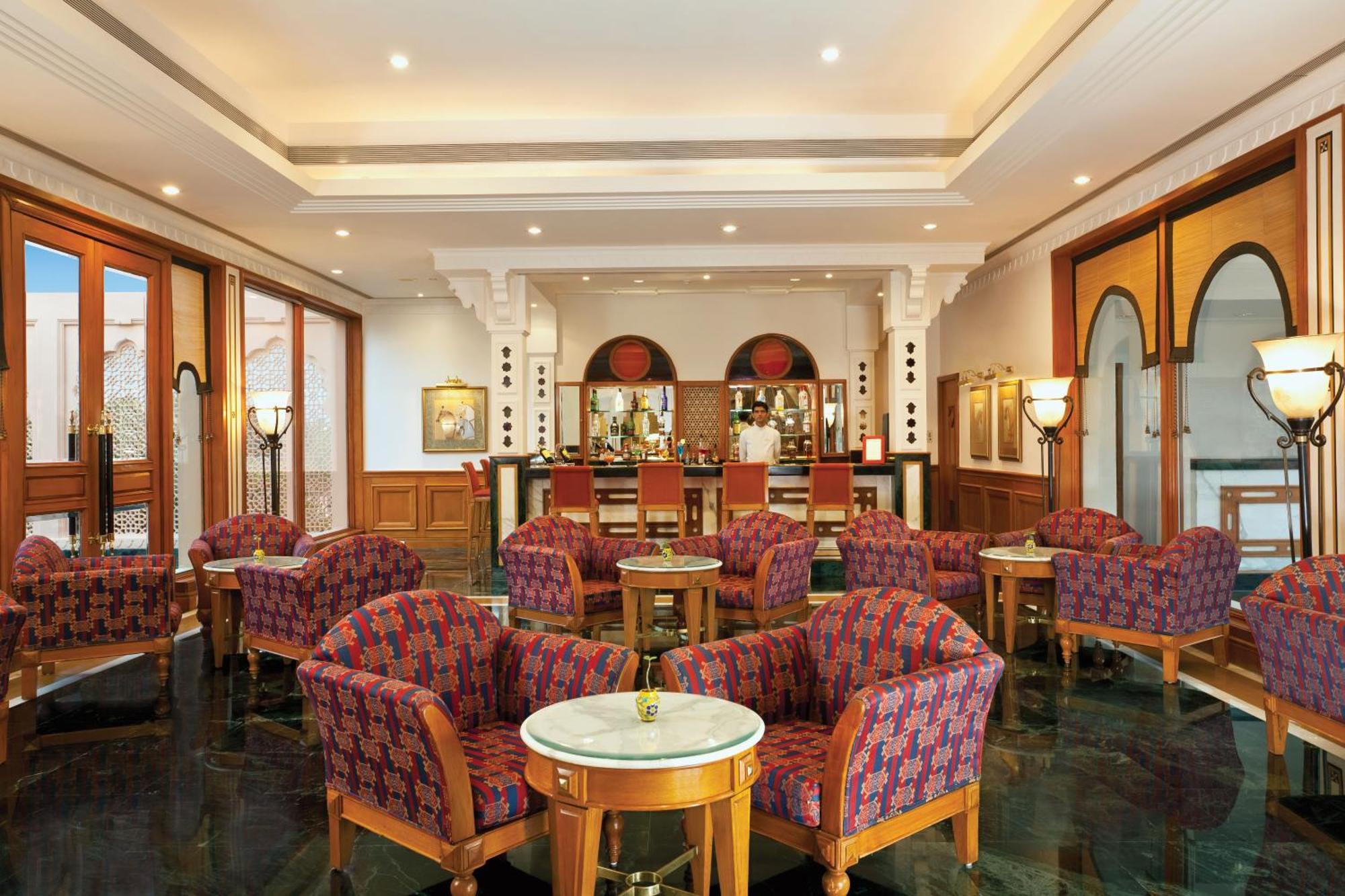 Trident Jaipur Hotel Екстериор снимка The Bar